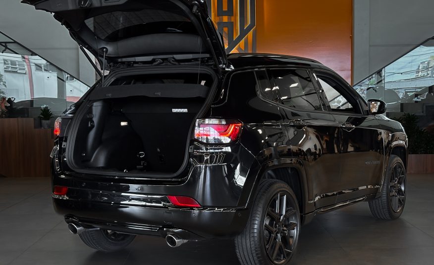 JEEP COMPASS BLACK HAWK 2.0 TURBO AUTOMÁTICO 4×4