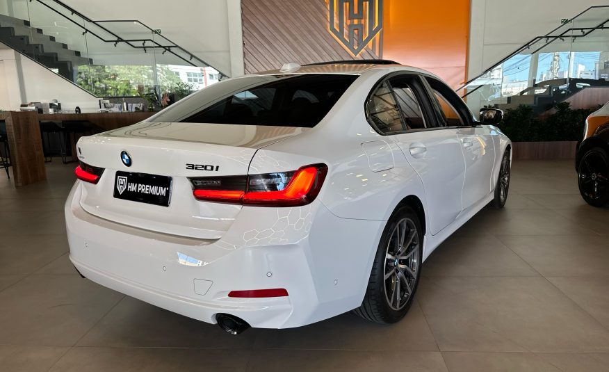 BMW 320i SPORT GP 2.0 TURBO 2024