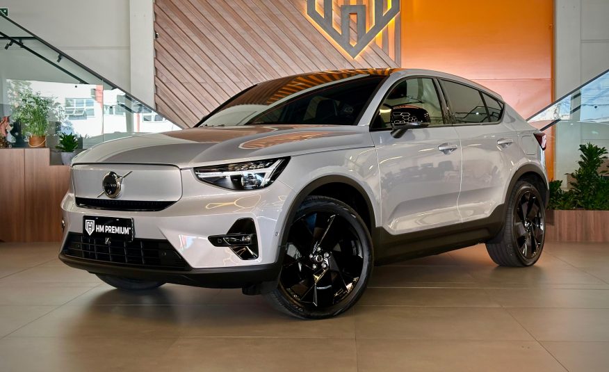 VOLVO C40 TWIN ULTIMATE AUTOMÁTICO ELÉTRICO 2024