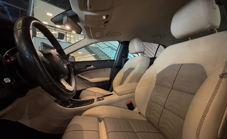MERCEDES BENS GLA 200 STYLE 2018