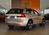 VOLVO XC 60 T-8 PLUS 2.0 TURBO HÍBRIDO AUTOMÁTICO 2023