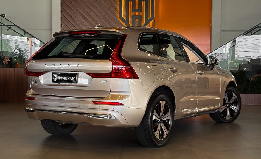 VOLVO XC 60 T-8 PLUS 2.0 TURBO HÍBRIDO AUTOMÁTICO 2023