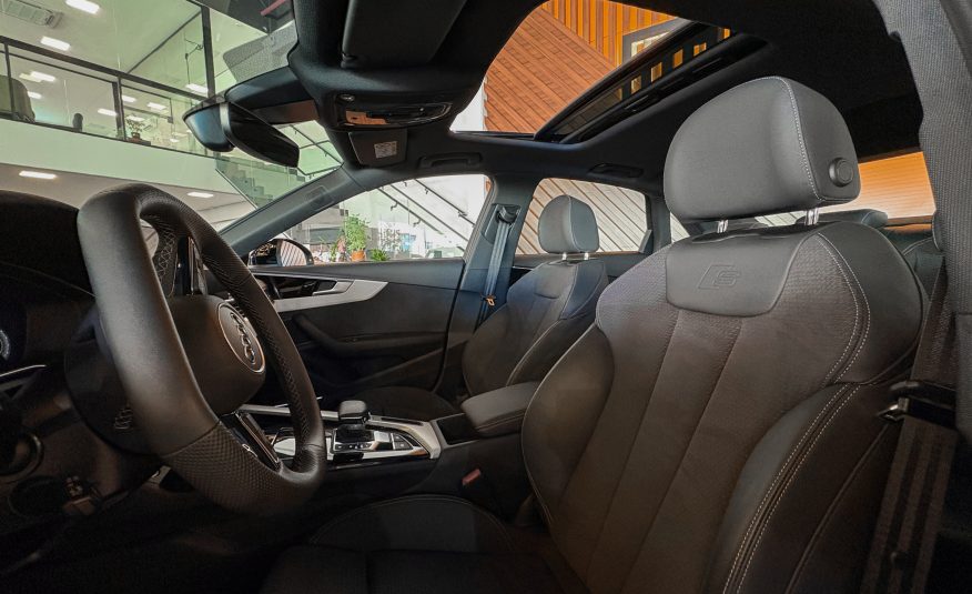 AUDI A4 S LINE 2.0 TFSI S TONIC 2024