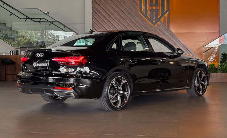 AUDI A4 S LINE 2.0 TFSI S TONIC 2024