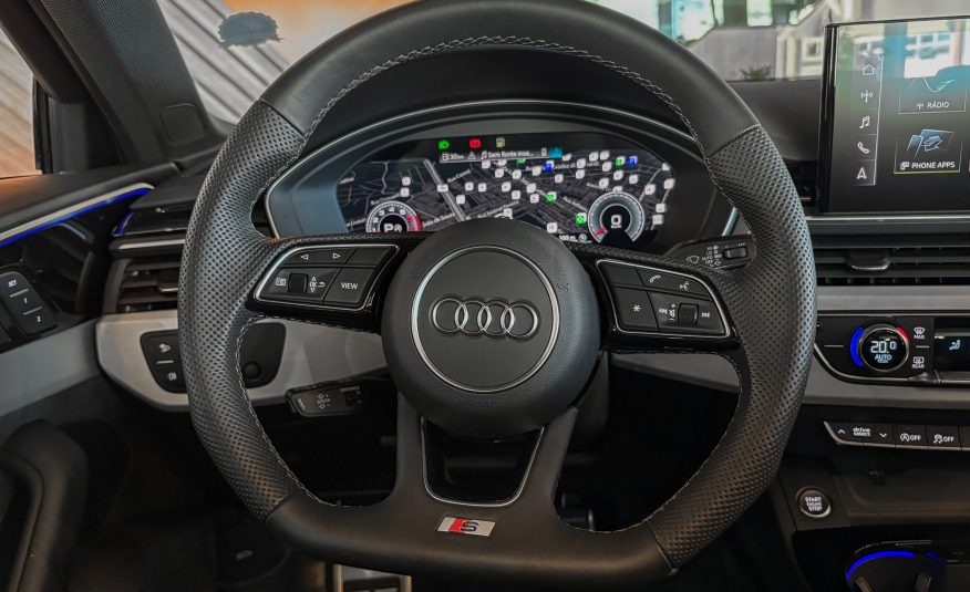 AUDI A4 S LINE 2.0 TFSI S TONIC 2024