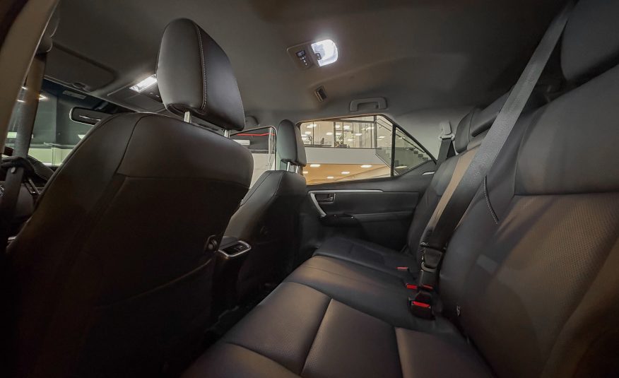 TOYOTA HILUX SW4 SRX PLATINUM 2.8 TURBO DIESEL 2024