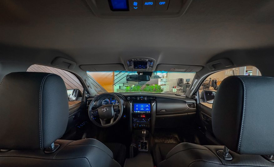 TOYOTA HILUX SW4 SRX PLATINUM 2.8 TURBO DIESEL 2024