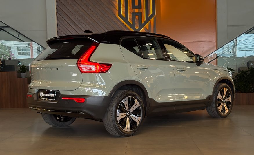 VOLVO XC40 RECHARGE PLUS 2023 ELÉTRICO
