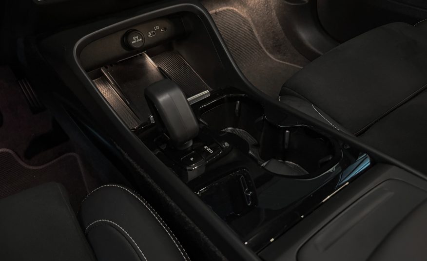 VOLVO XC40 RECHARGE PLUS 2023 ELÉTRICO