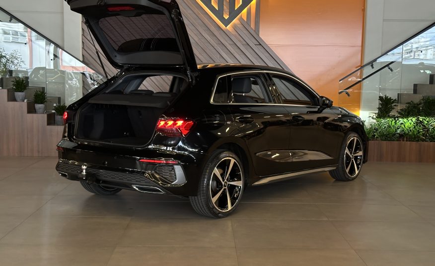 AUDI A3 SPORTBACK S LINE S-TRONIC 2.0 TURBO TFSI 2022